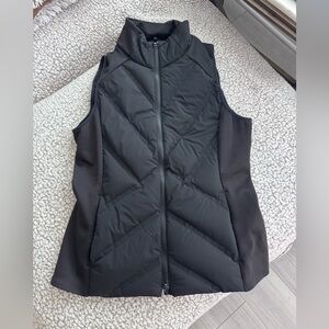 Athleta black vest